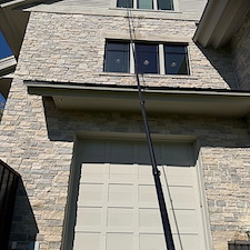 Window Cleaning for Hard-to-Reach Glass, Screens, and Sills Thumbnail